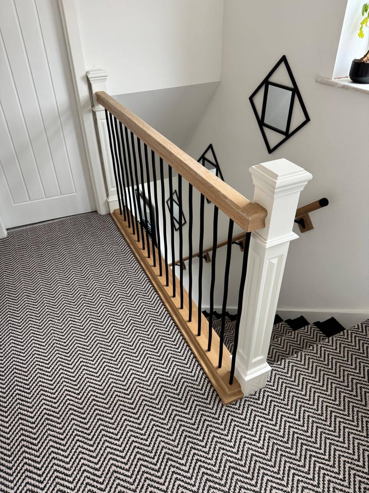 Completed bespoke staircase renovation by Elite in a customer home
